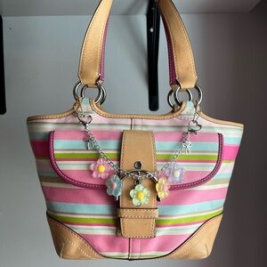 Colorful floral purse charm 🌸